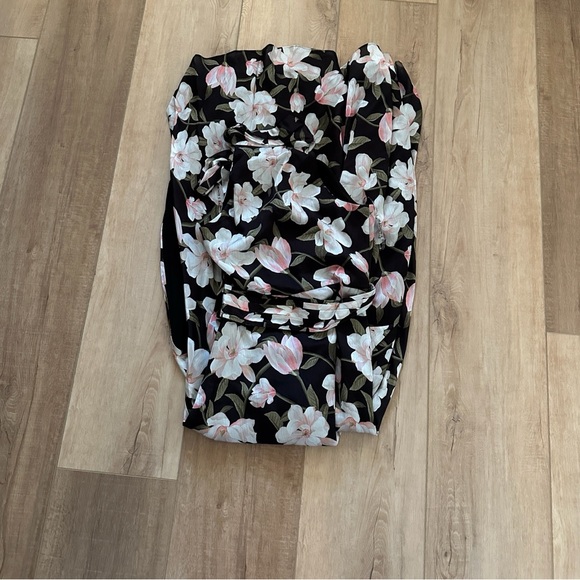 Sachin + Babi dress - Picture 9 of 9